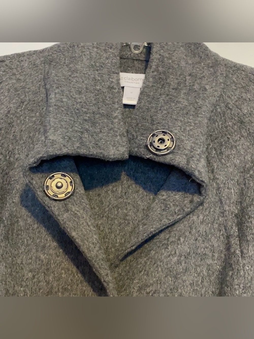 Liz Claiborne Gray Angora Wool Blend Belted Pea Coat Size Medium Soft - Picture 4 of 8